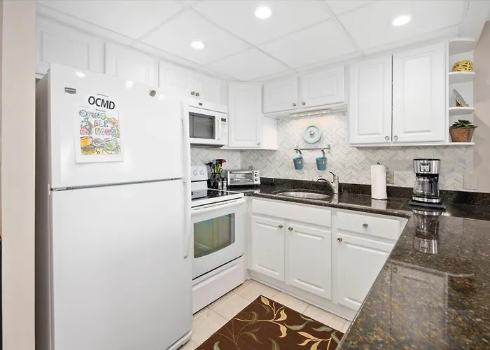 Holiday home Beautiful 3 Bedroom Ocean Front Condo! *