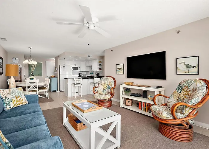 Beautiful 3 Bedroom Ocean Front Condo! * Ocean City