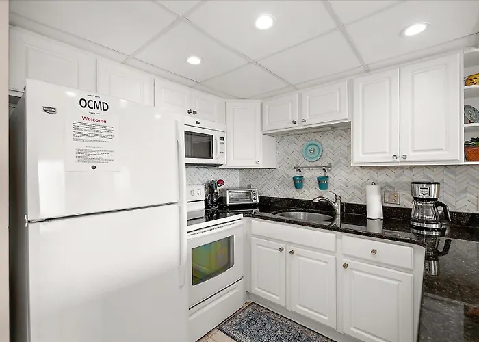 Beautiful 3 Bedroom Ocean Front Condo! Holiday home Ocean City