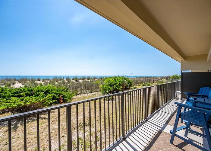 Beautiful 3 Bedroom Ocean Front Condo! * Ocean City