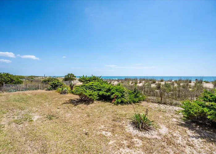 Holiday home Beautiful 3 Bedroom Ocean Front Condo!