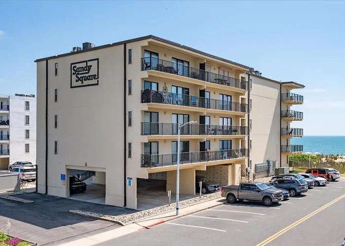 Holiday home Beautiful 3 Bedroom Ocean Front Condo! *